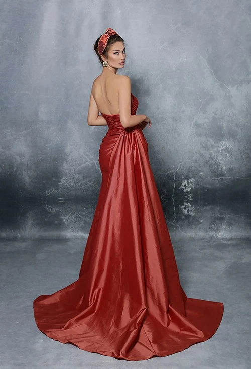 Gallery Image #slidesGrid0